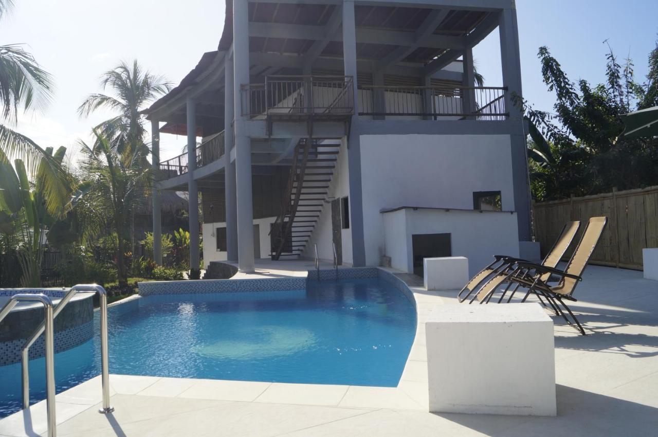 I Wanna Palomino Hotel Luaran gambar