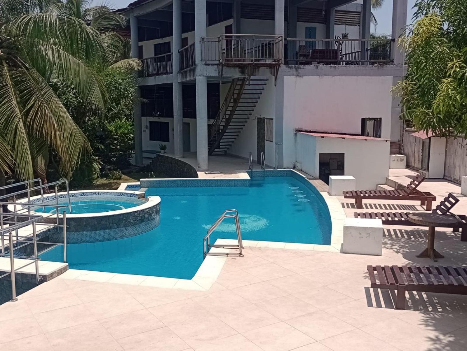 I Wanna Palomino Hotel Luaran gambar